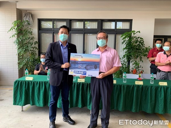 科力航太公司捐贈台南市消防局關廟分隊熱顯像望遠鏡2組